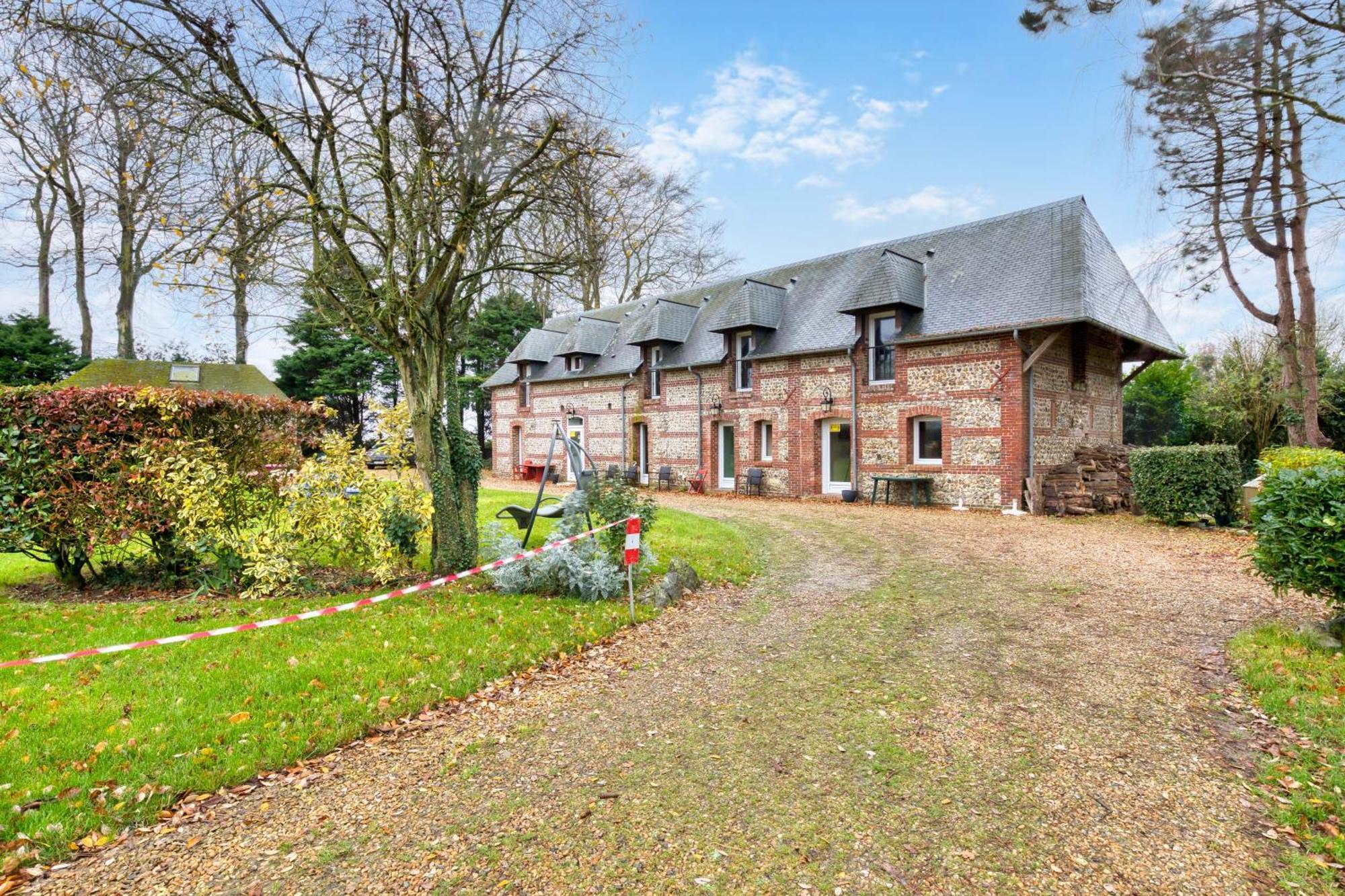 Maison De Vacances Clos Des Hogues Entre Etretat Et Fecamp Saint-Léonard Esterno foto